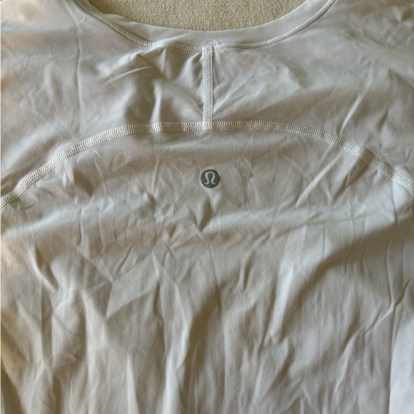 Lululemon top - Picture 2 of 4